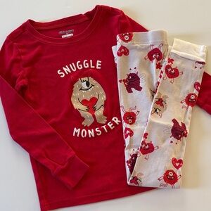 Old Navy 6T Valentine Pajamas